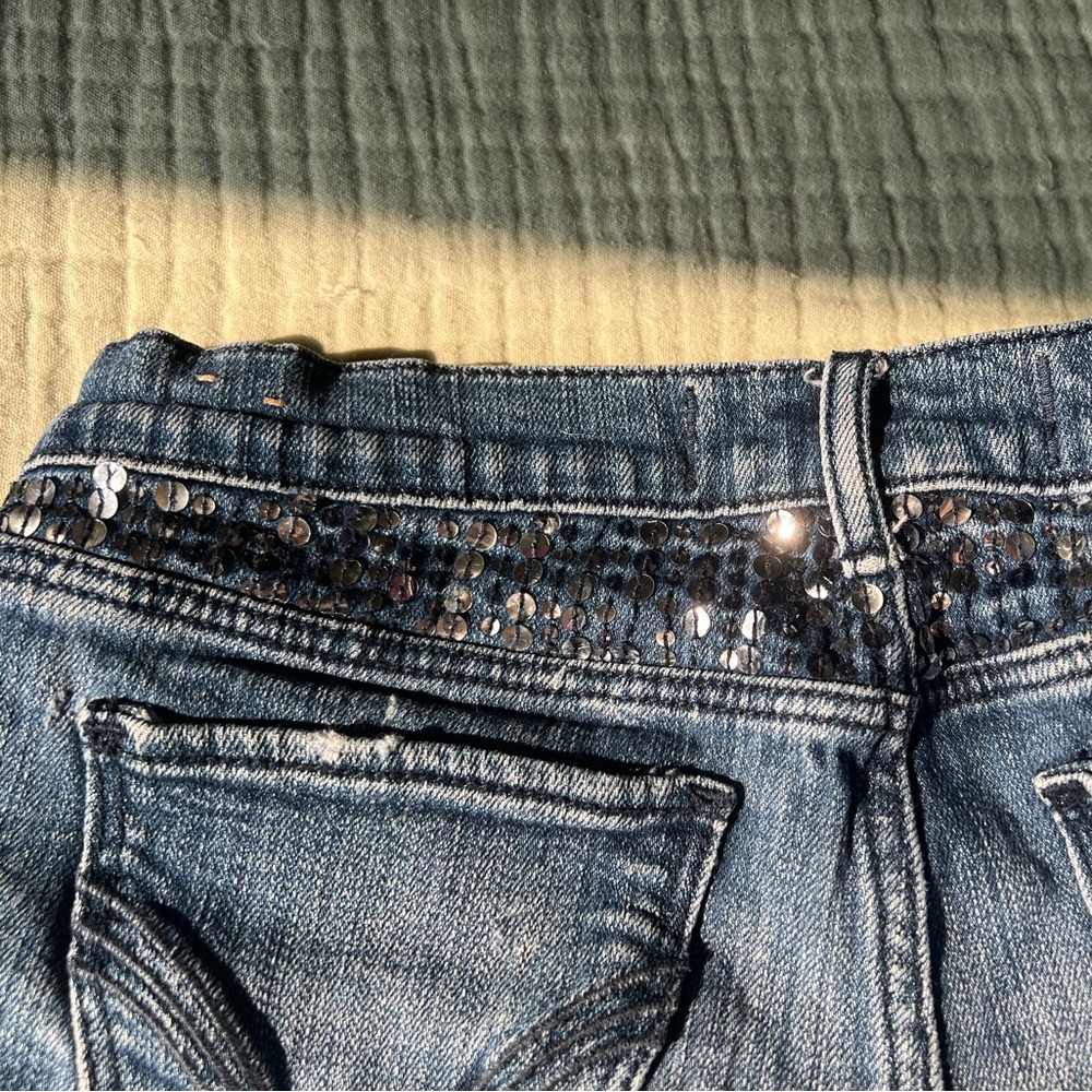 Hollister Sequin Shorts Size 1 - Picture 4 of 4